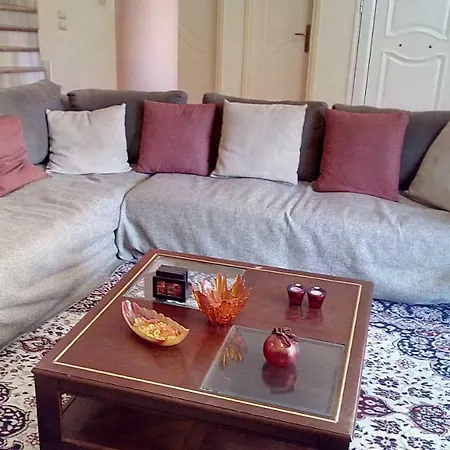 Holiday home Calliope's Luxury Maisonette *